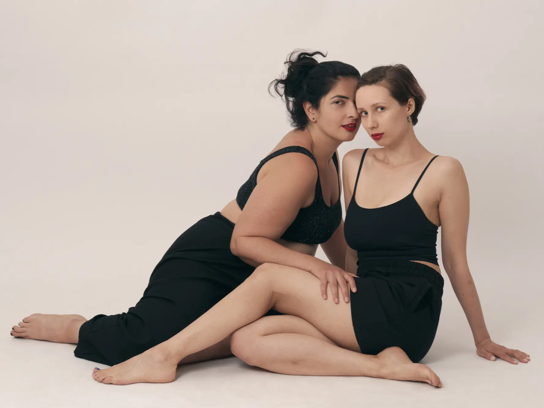 BFFs (2021) photograph 1